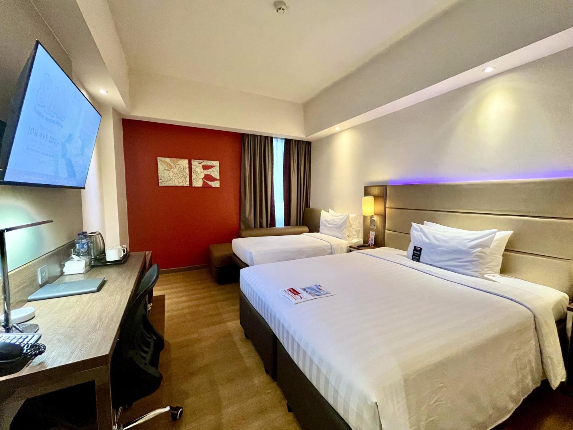 Bigland Hotel & Convention Sentul Bogor Exteriör bild