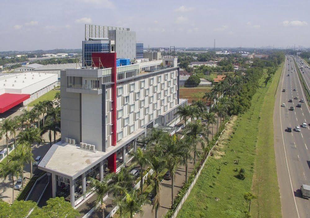Bigland Hotel & Convention Sentul Bogor Exteriör bild